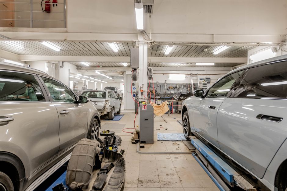 The Essential Guide to Auto Body Repair Shops