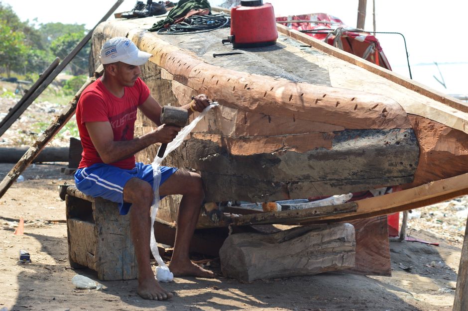 boat repair shop